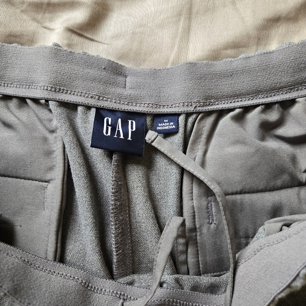 GAP Grey Drawstring Pants - Picture 5 of 7